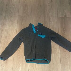 Patagonia Men's Charcoal and Teal Crewneck Sweater